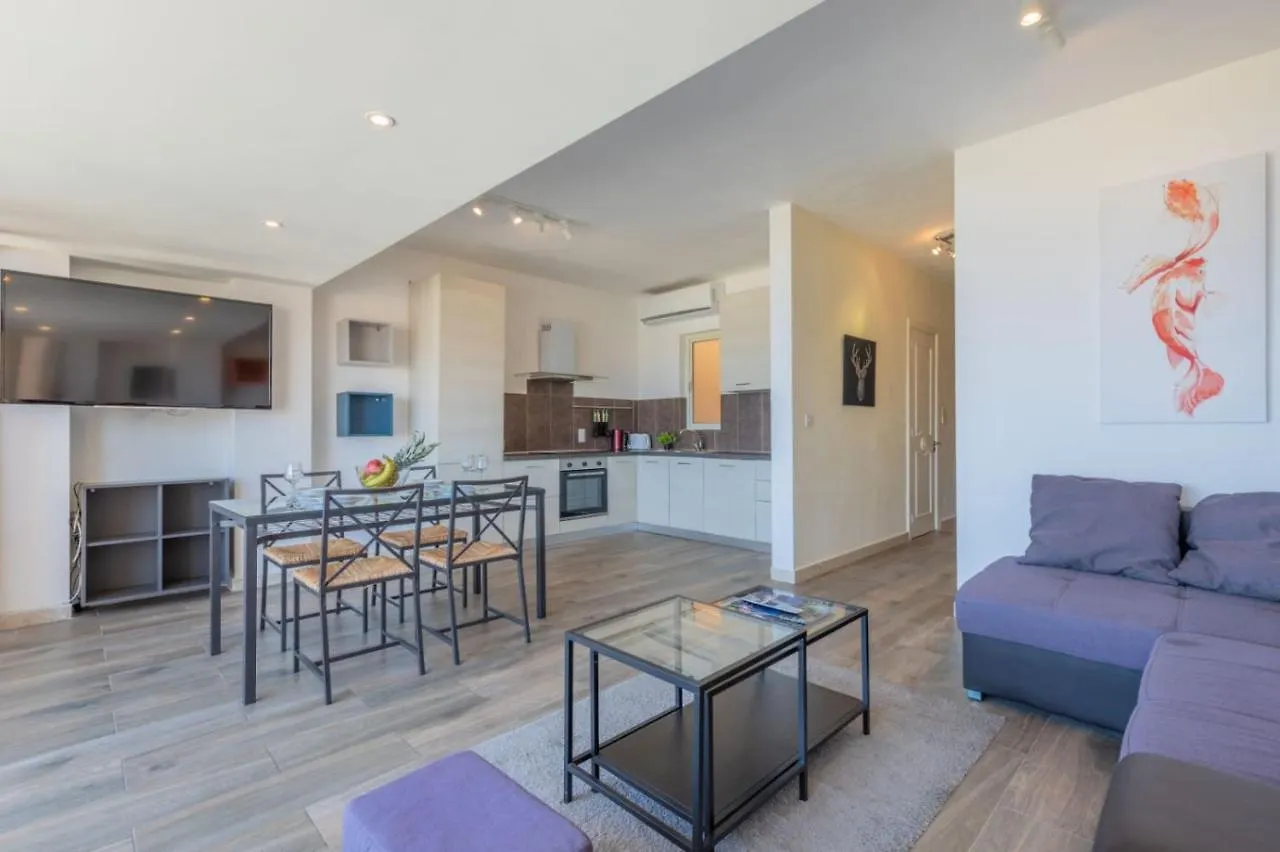 Saint Julian'sSea-View Retreat 2公寓 Saint Julian's